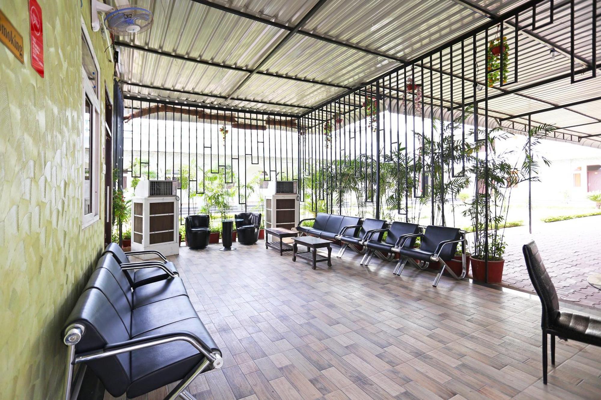 Hotel O Radhika Resort Kota  Exteriér fotografie